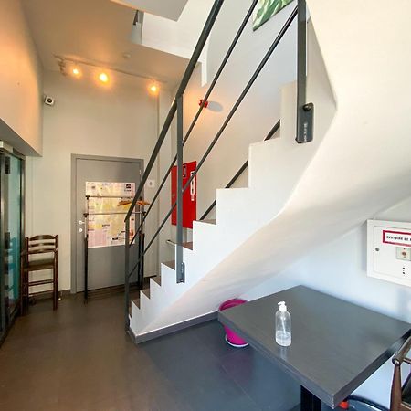 A Fleur De Couette Hotel Auvelais Екстериор снимка