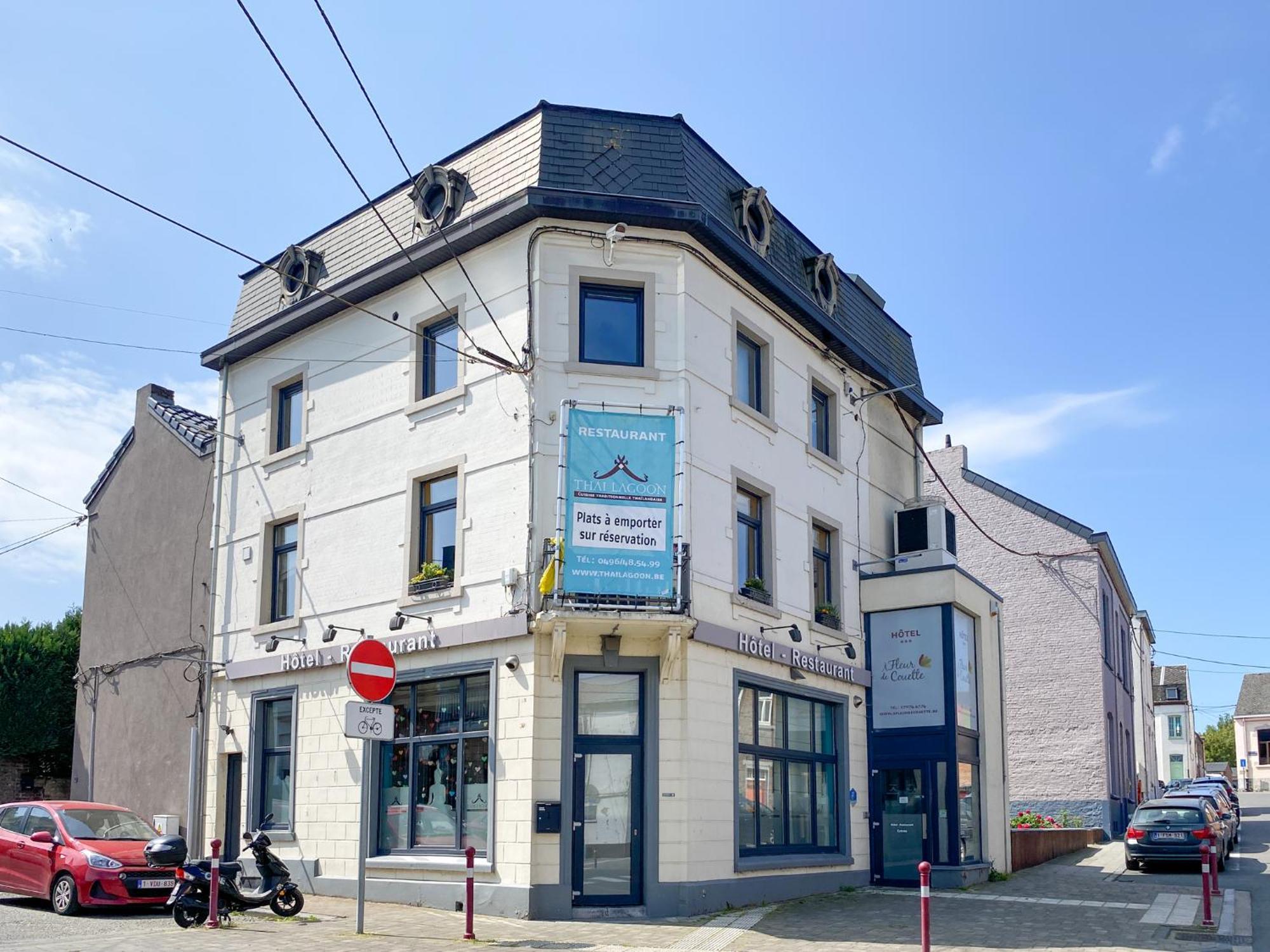 A Fleur De Couette Hotel Auvelais Екстериор снимка